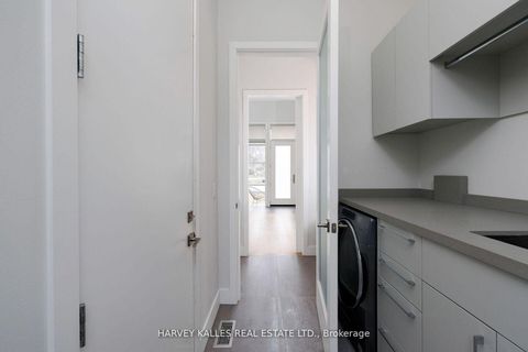 Photo 25 at 43 Ballacaine Drive, Queensway, Toronto