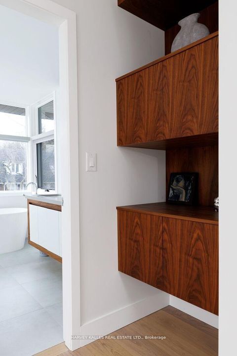 Photo 32 at 43 Ballacaine Drive, Queensway, Toronto