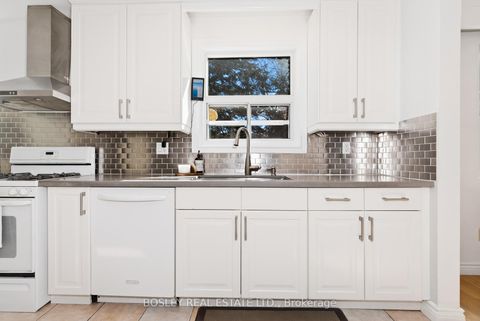 Photo 10 at 21 Bridlewood Boulevard, Sullivan, Toronto