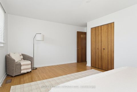 Photo 25 at 21 Bridlewood Boulevard, Sullivan, Toronto