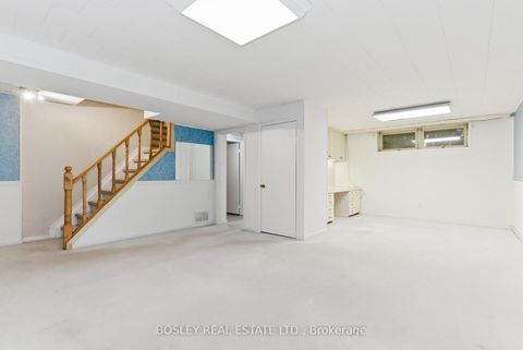 Photo 35 at 21 Bridlewood Boulevard, Sullivan, Toronto