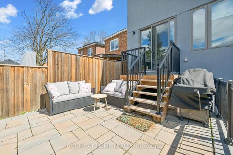 Photo 27 at 814 Coxwell Avenue, East York, Toronto