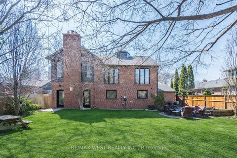 Photo 3 at 29 Blaketon Road, City Centre West, Toronto