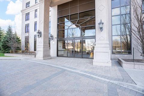 Photo 4 at 615 - 9255 Jane Street, Maple, Vaughan