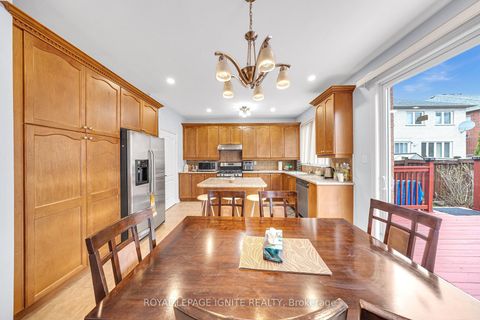 Photo 9 at 59 Boswell Road, Box Grove, Markham