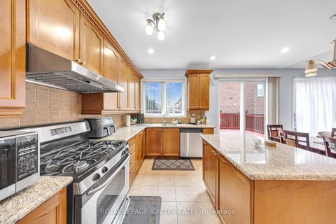 Photo 11 at 59 Boswell Road, Box Grove, Markham