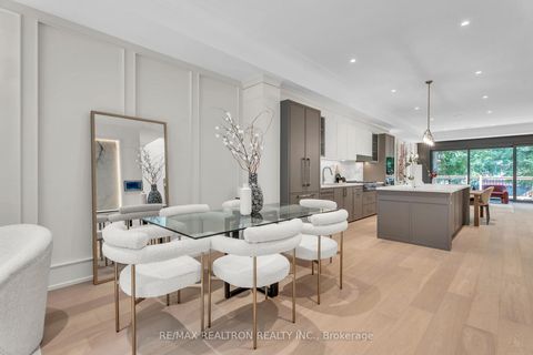 Photo 5 at 105 Rumsey Road, Leaside, Toronto