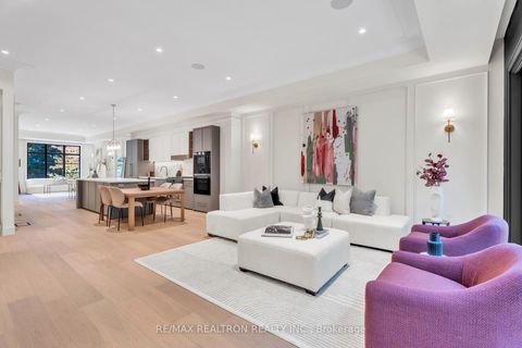 Photo 14 at 105 Rumsey Road, Leaside, Toronto