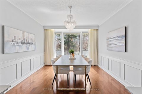 Photo 10 at 4 Welbrooke Place, City Centre West, Toronto