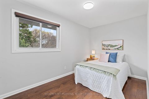 Photo 20 at 4 Welbrooke Place, City Centre West, Toronto