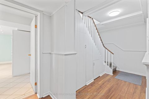 Photo 22 at 4 Welbrooke Place, City Centre West, Toronto