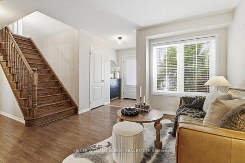 Photo 2 at 1428 Coldstream Drive, Taunton, Oshawa