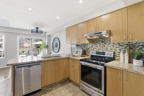 Photo 7 at 1428 Coldstream Drive, Taunton, Oshawa