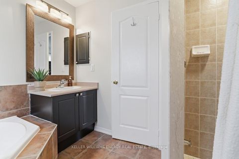 Photo 17 at 1428 Coldstream Drive, Taunton, Oshawa