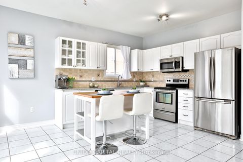 Photo 17 at 81 Ten Oaks Boulevard, Patterson, Vaughan