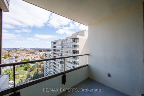 Photo 28 at 1506 - 7 Townsgate Drive, Yorkhill, Vaughan