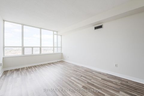 Photo 33 at 1506 - 7 Townsgate Drive, Yorkhill, Vaughan