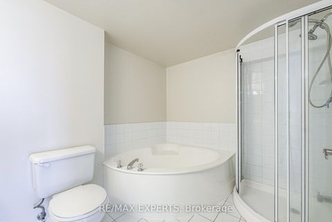 Photo 37 at 1506 - 7 Townsgate Drive, Yorkhill, Vaughan