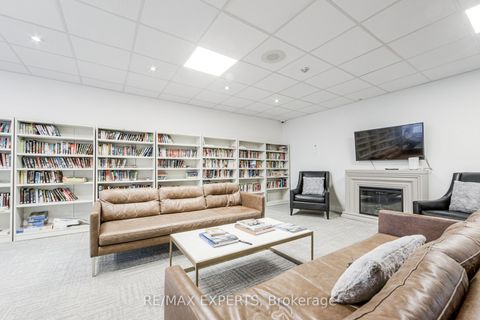 Photo 40 at 1506 - 7 Townsgate Drive, Yorkhill, Vaughan