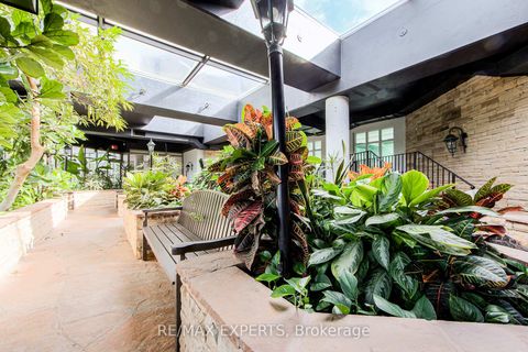 Photo 45 at 1506 - 7 Townsgate Drive, Yorkhill, Vaughan