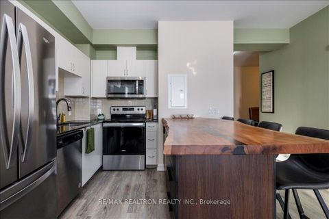 Photo 7 at 224 - 430 Essa Road, Holly, Barrie