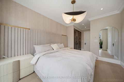 Photo 17 at 238 Melrose Avenue N, Lawrence Park North, Toronto