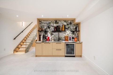 Photo 32 at 238 Melrose Avenue N, Lawrence Park North, Toronto