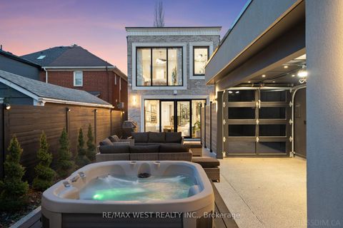 Photo 38 at 238 Melrose Avenue N, Lawrence Park North, Toronto