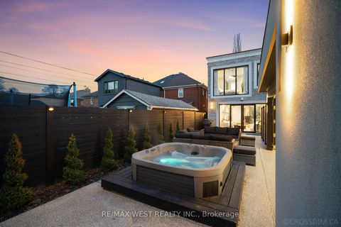 Photo 40 at 238 Melrose Avenue N, Lawrence Park North, Toronto