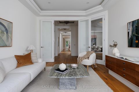 Photo 6 at 42 Winterlude Court, Kleinburg, Vaughan