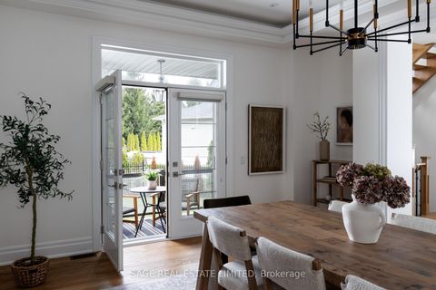 Photo 11 at 42 Winterlude Court, Kleinburg, Vaughan