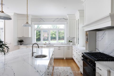 Photo 24 at 42 Winterlude Court, Kleinburg, Vaughan