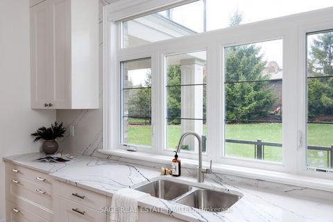 Photo 26 at 42 Winterlude Court, Kleinburg, Vaughan