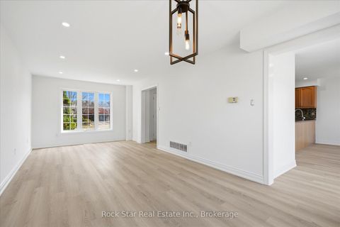 Photo 4 at 20 Knupp Road, Edgehill Drive, Barrie