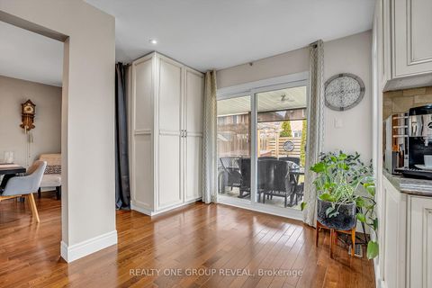 Photo 15 at 556 Rainy Day Drive, Woodlands, Pickering