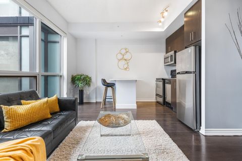 Photo 5 at 723 - 15 James Finlay Way, CFB, Toronto