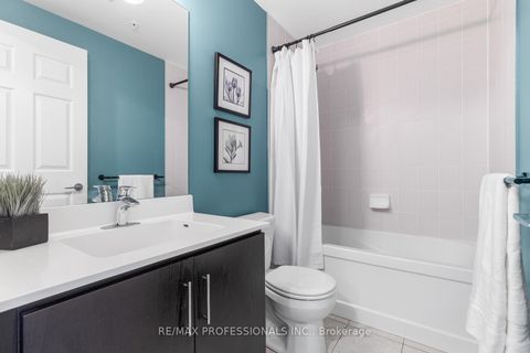 Photo 14 at 723 - 15 James Finlay Way, CFB, Toronto