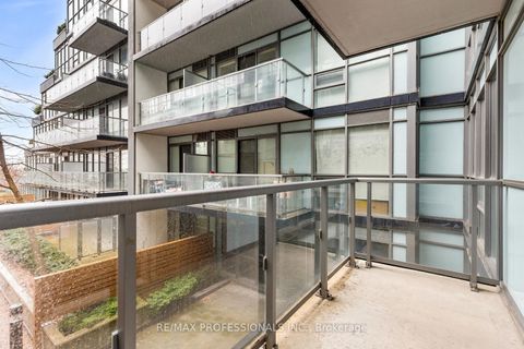 Photo 15 at 723 - 15 James Finlay Way, CFB, Toronto