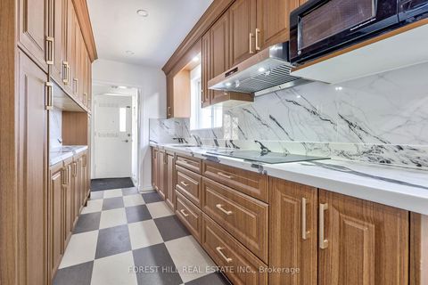 Photo 7 at 63 Hopperton Drive, Windfields, Toronto
