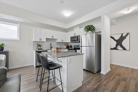 Photo 13 at 224 - 1460 Whites Road, Woodlands, Pickering