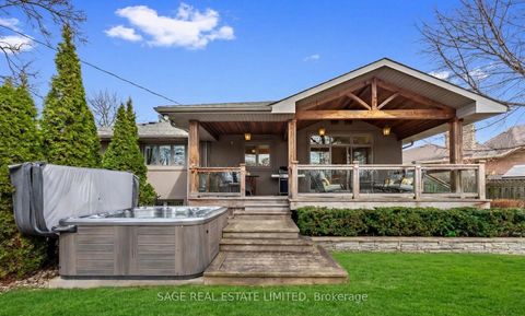 Photo 43 at 31 Ashwood Crescent, Rosethorn, Toronto