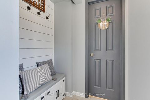 Photo 8 at 74 Drake Drive, Painswick South, Barrie