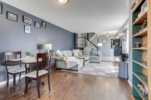 Photo 16 at 74 Drake Drive, Painswick South, Barrie