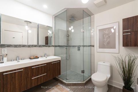 Photo 16 at Th103 - 500 Richmond Street W, Waterfront Communities C1, Toronto