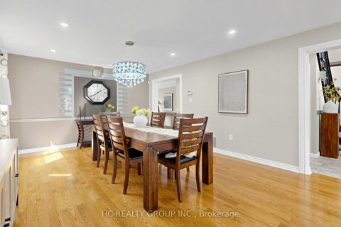 Photo 6 at 84 Viewmark Drive, Devonsleigh, Richmond Hill