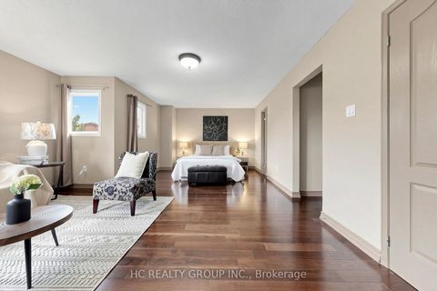 Photo 25 at 84 Viewmark Drive, Devonsleigh, Richmond Hill