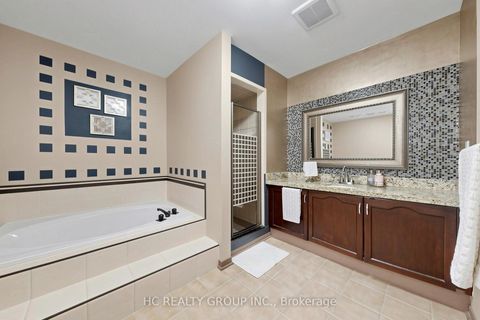 Photo 29 at 84 Viewmark Drive, Devonsleigh, Richmond Hill