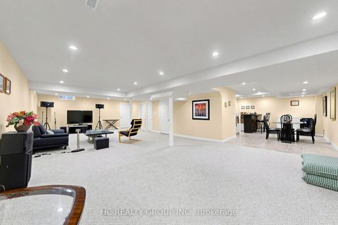 Photo 42 at 84 Viewmark Drive, Devonsleigh, Richmond Hill