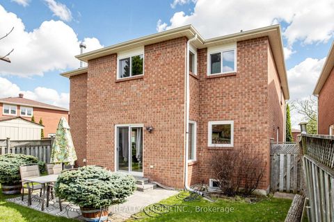 Photo 47 at 84 Viewmark Drive, Devonsleigh, Richmond Hill