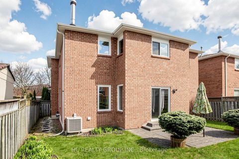 Photo 48 at 84 Viewmark Drive, Devonsleigh, Richmond Hill